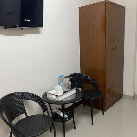 2B Cozy Hostel ตรัง 外观 照片